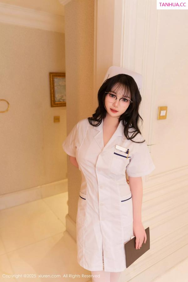   [XiuRen]高清写真图 2025.04.15 No.10152 软情 小护士第12张图片